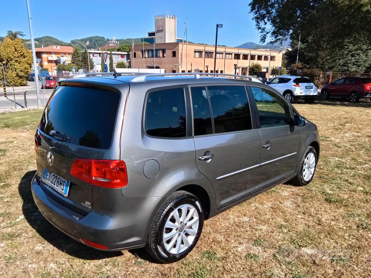 Volkswagen Touran metano