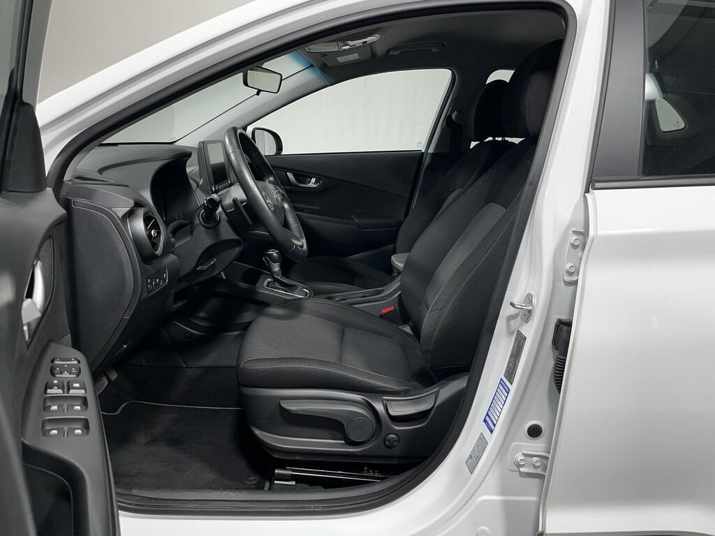 Hyundai Kona 1.6 gdi hev Xtech 2wd 141cv dct