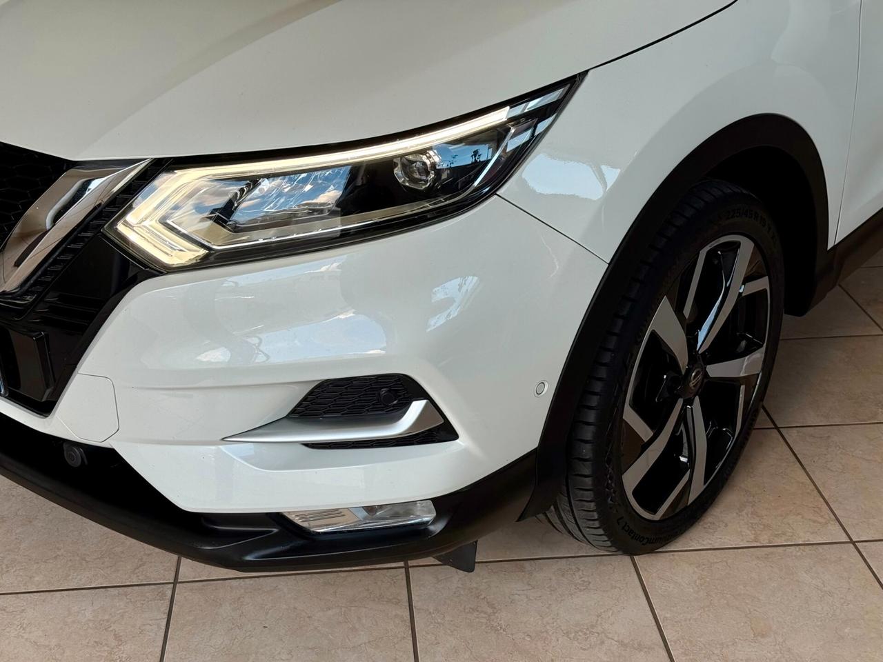 Nissan Qashqai II1.6 dci Tekna+ 2wd 130cv Xtronic Cross