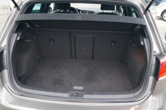 VOLKSWAGEN Golf 1.6 TDI 110 CV DSG 5p. R-LINE