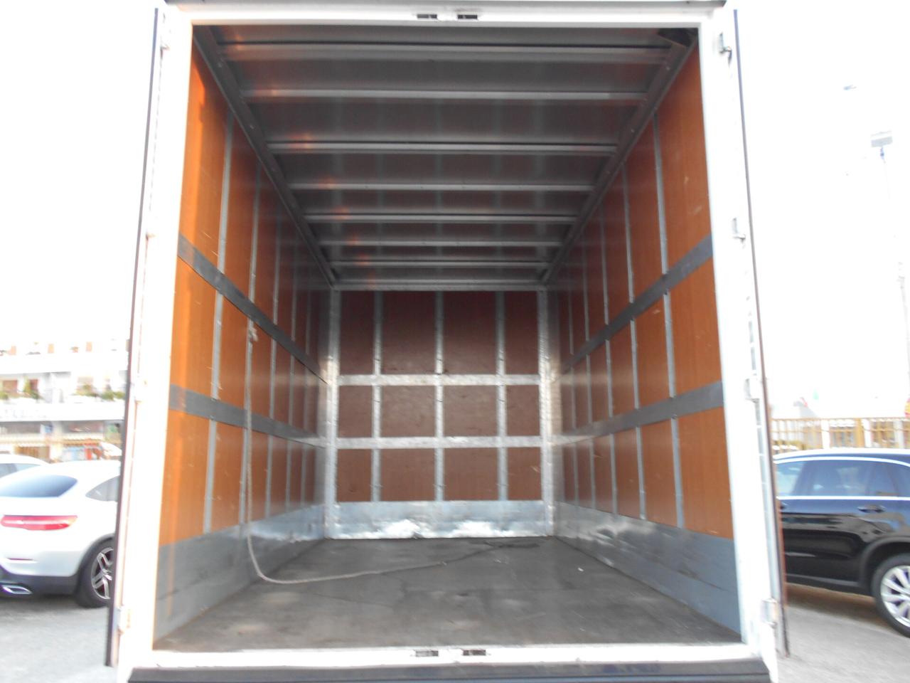Iveco Daily 35c18 cabinato