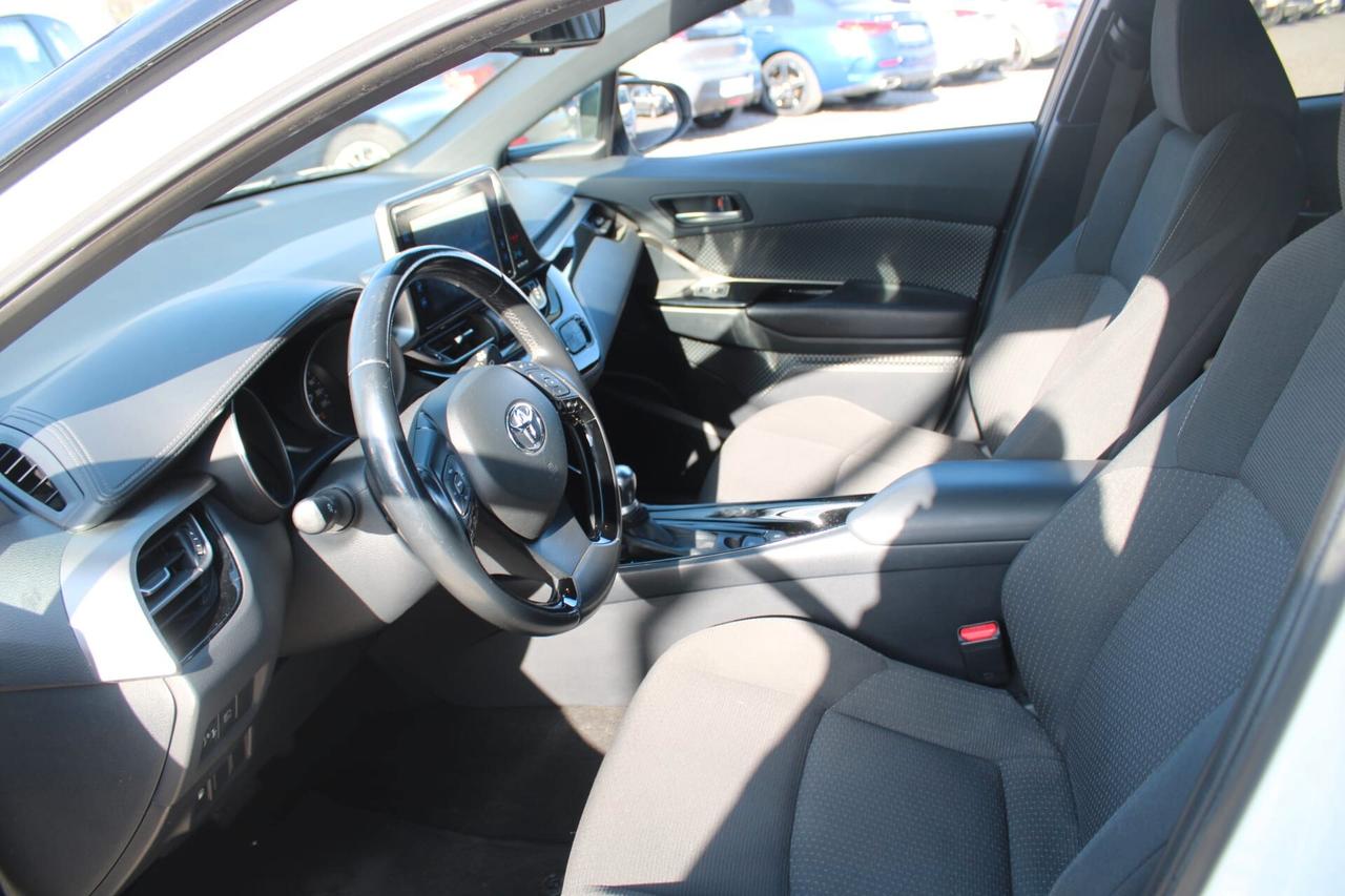 Toyota C-HR 1.8 Hybrid E-CVT Trend
