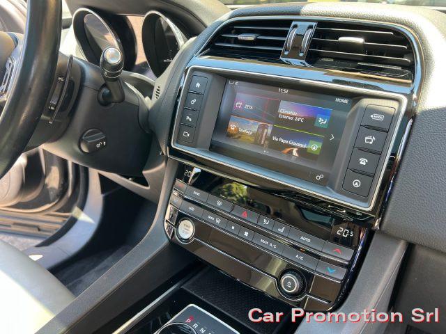 JAGUAR F-Pace 2.0 D 180 CV AWD Prestige