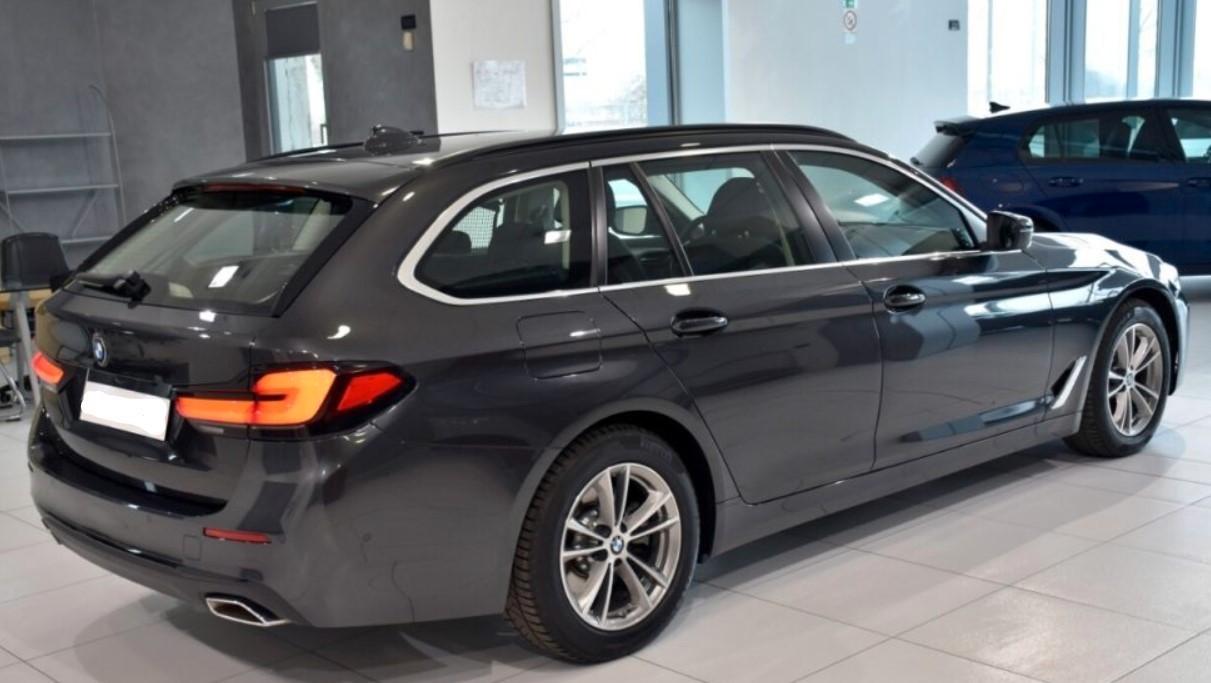 BMW Serie 5 520d 48V Touring Business PRONTA CONSEGNA