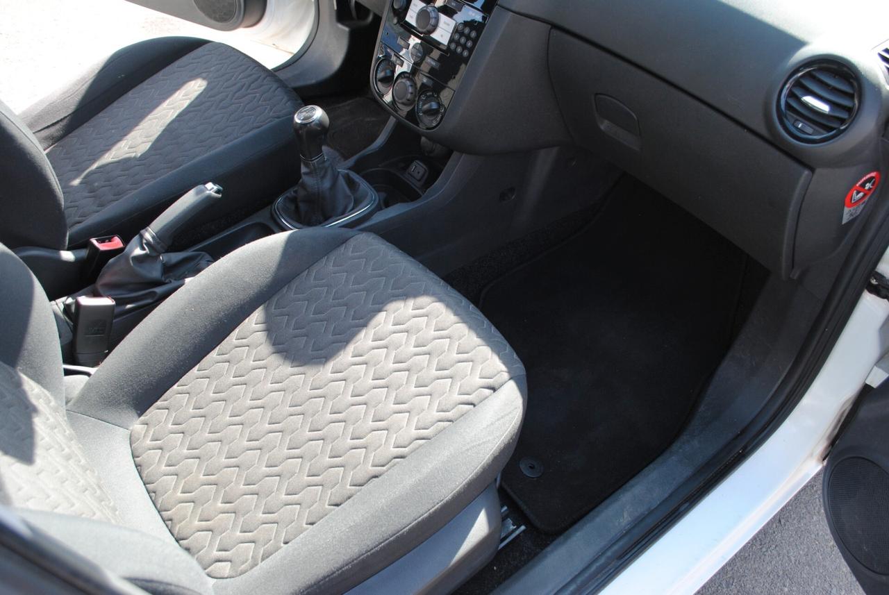 OPEL CORSA 1.3 CDTI 75 CV OK NEOPATENTATI