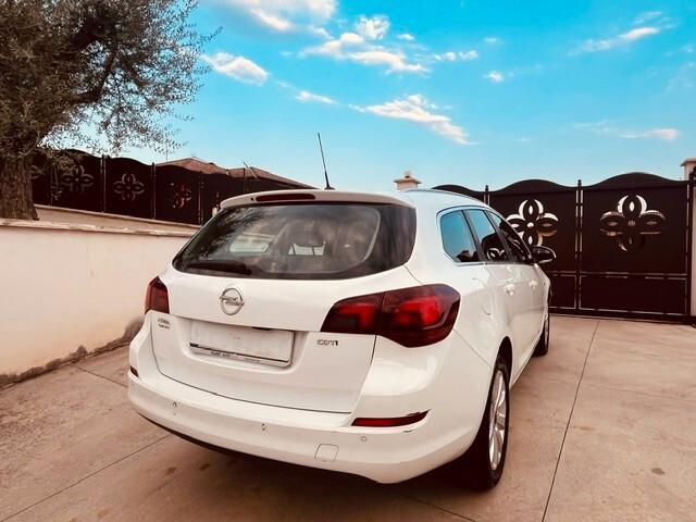 Opel Astra SW SPORTS TOURER 1.7 CDTI COSMO 110 CV 6M