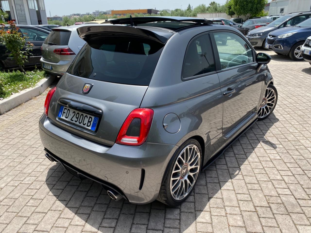 Abarth 500 1.4 Turbo T-Jet 595 TURISMO