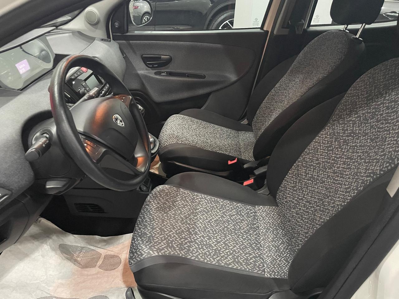 Lancia Ypsilon 1.2 Fire 69Cv ecochic “Come nuova”