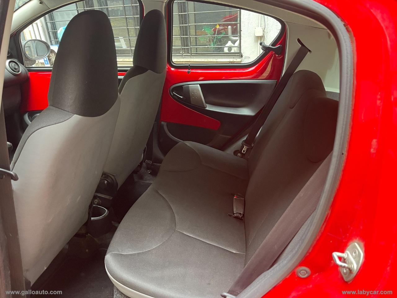 TOYOTA Aygo 1.0 12V VVT-i 5p. Cool Soda Conn.