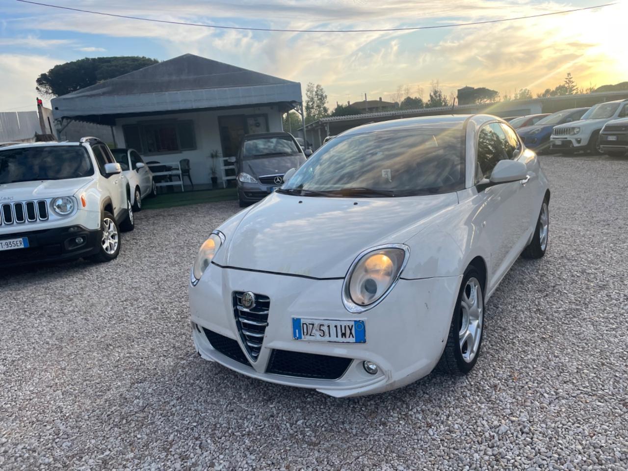 Alfa Romeo MiTo 1.6 JTDm 16V Distinctive Sport Pack