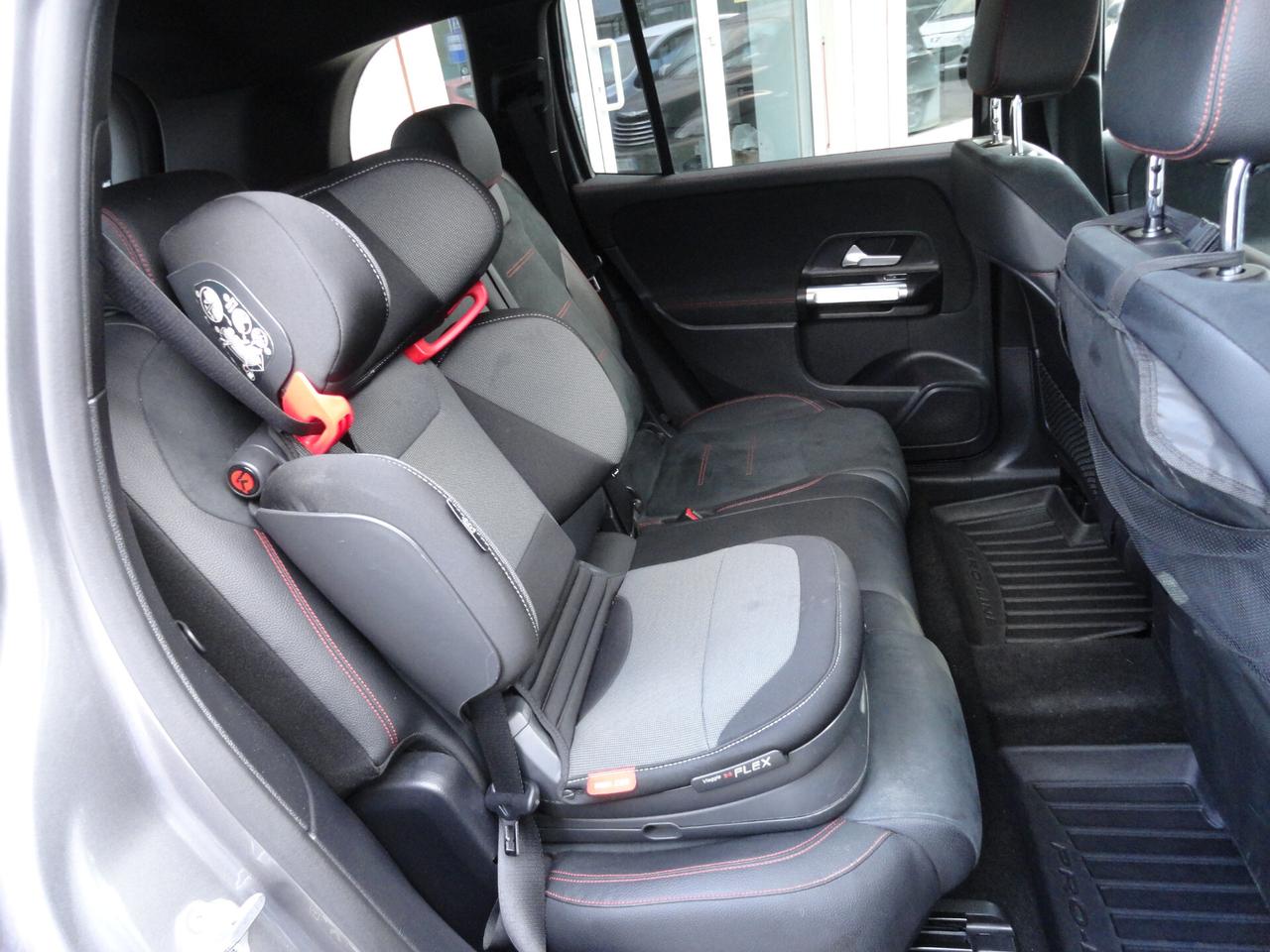 Mercedes-benz GLB 200 d Automatic Premium AMG Style con Black Pack