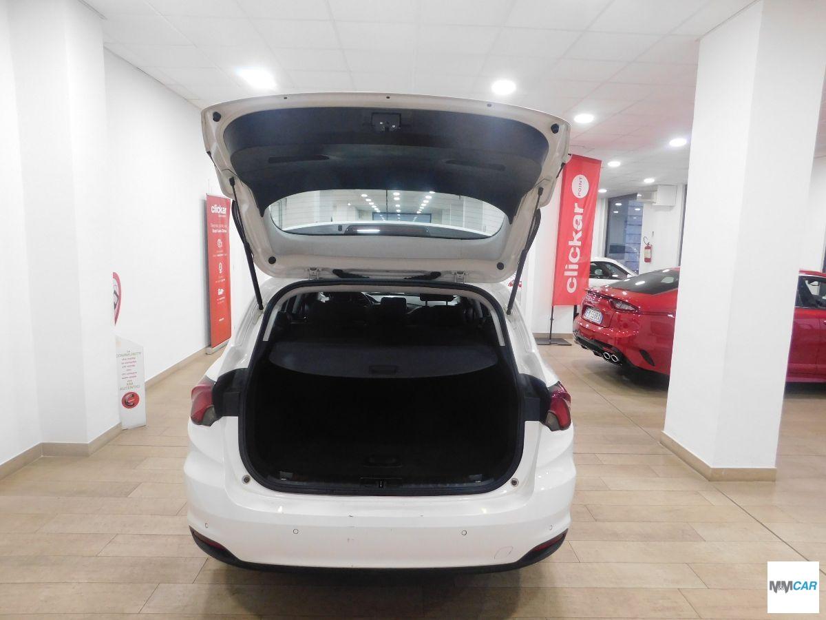 FIAT - Tipo - 1.6 Mjt S&S SW Lounge