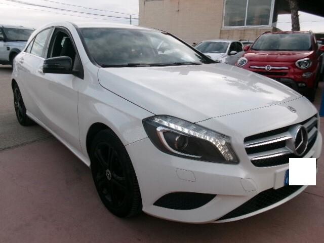 Mercedes-benz A 180 d Premium