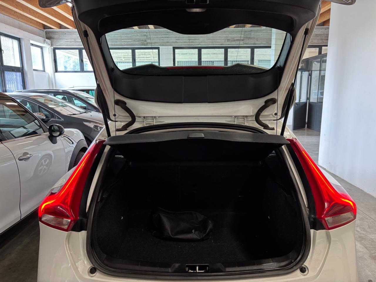 Volvo V40 D2 1.6 Summum |OK NEOPATENTATI |