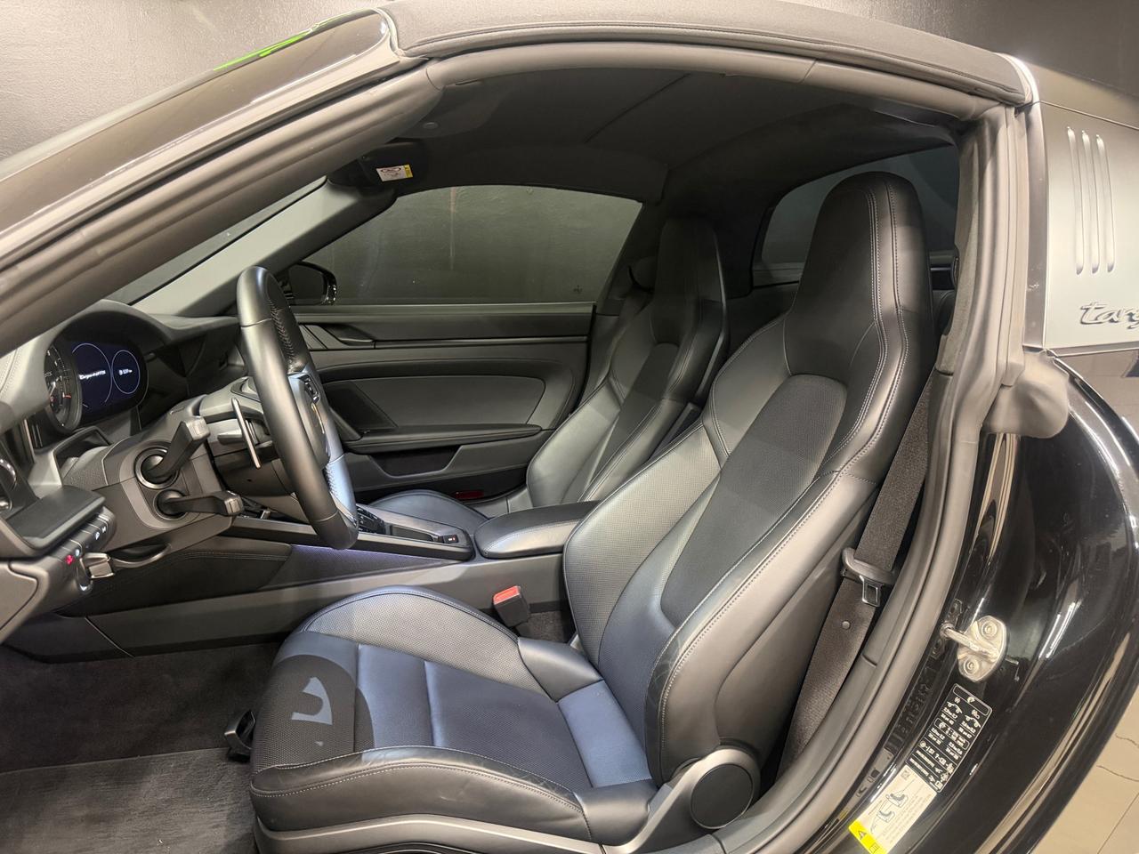 Porsche 911 Targa 3.0 4 GTS auto