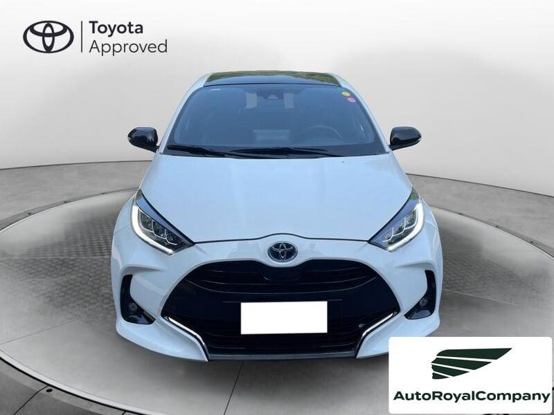Toyota Yaris 1.5 Hybrid 5 porte Lounge IVA ESPOSTA