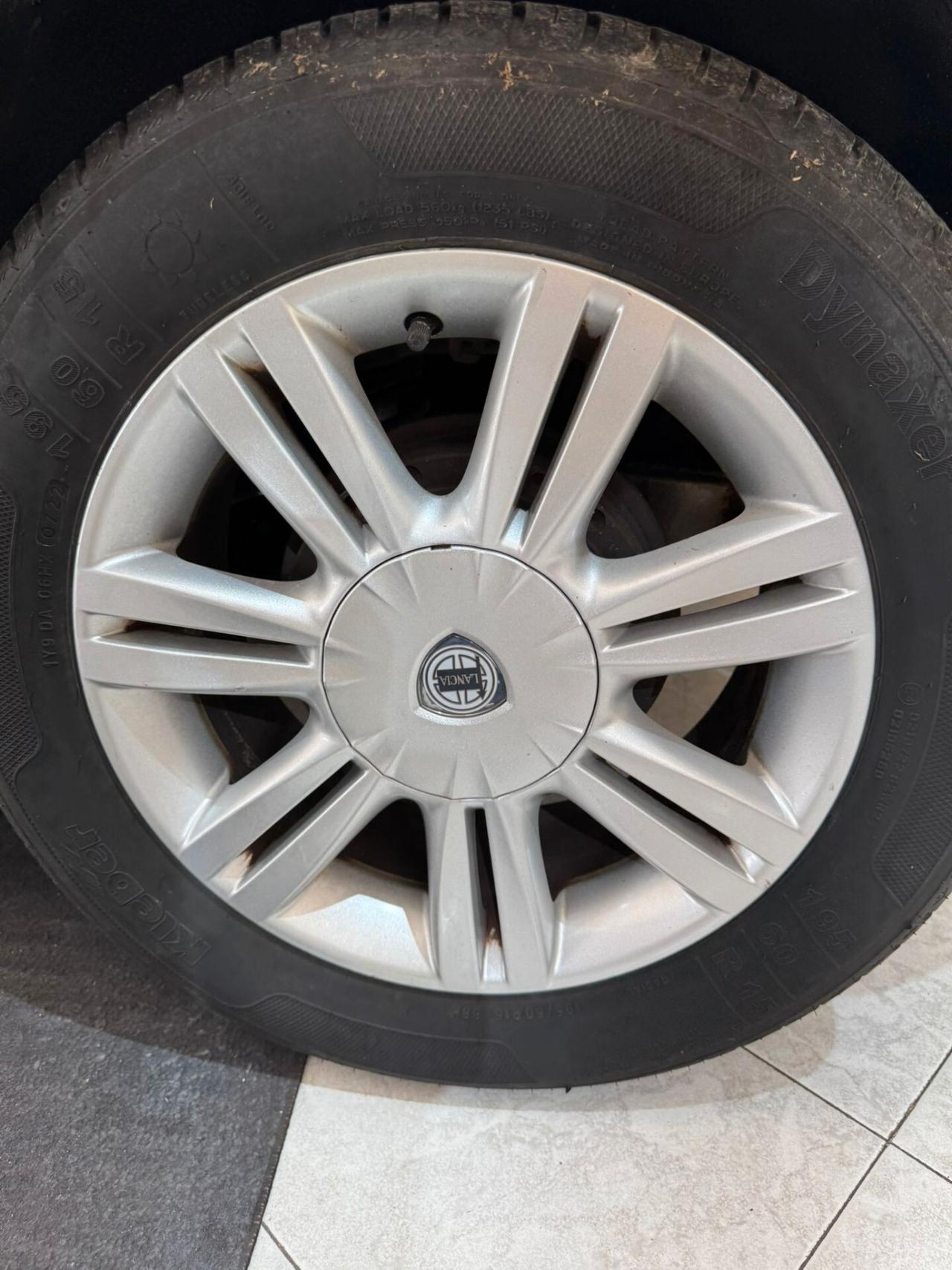 Lancia MUSA 1.4 16V Platino Plus