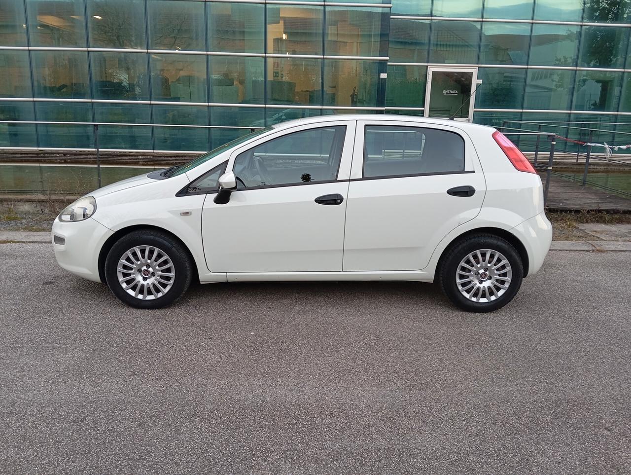 Fiat Grande Punto Grande Punto 1.3 M.JET 5 PORTE CLIMA E 109 MESE