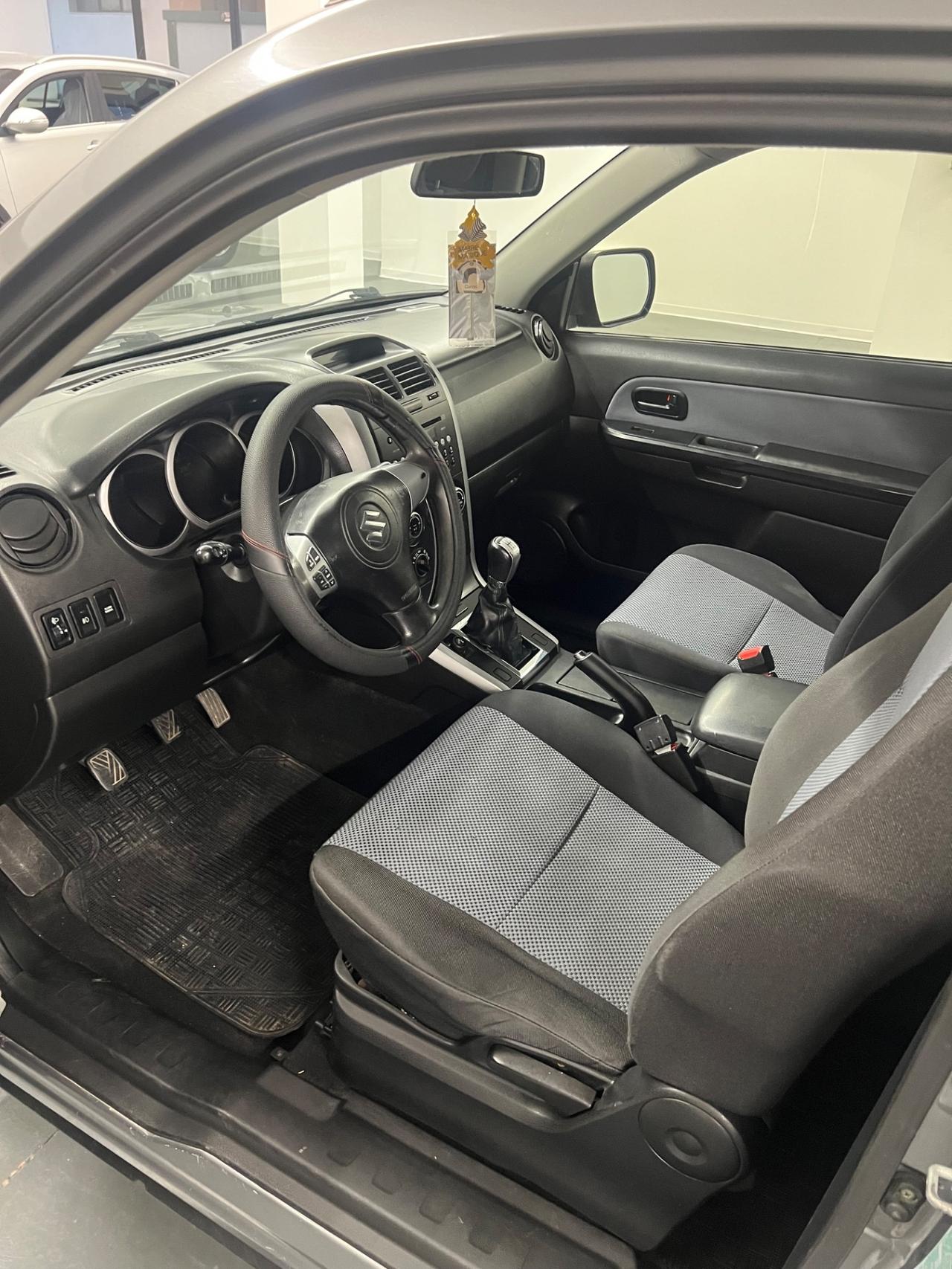 Suzuki Grand Vitara 1.9 DDiS 3 porte