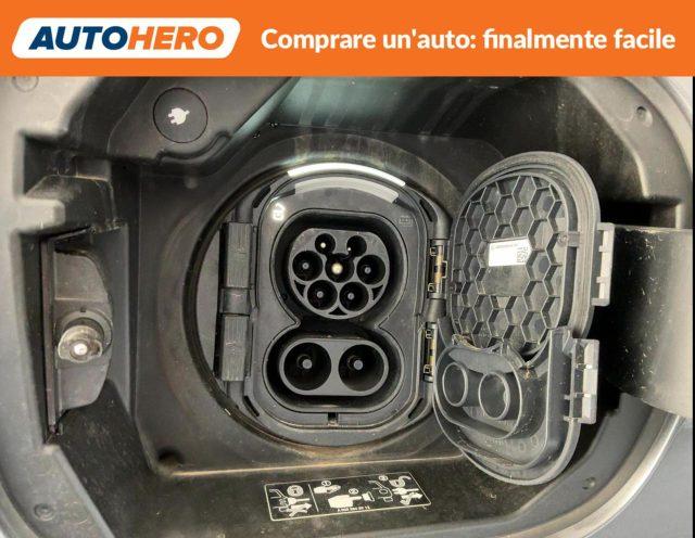 MERCEDES-BENZ EQA 250+ Premium