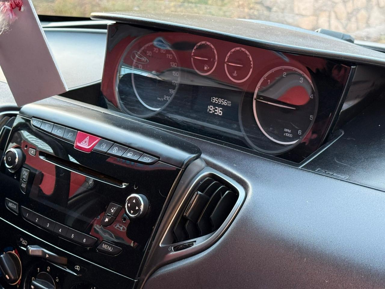 Lancia Ypsilon 1.3 MJT 95cv Platinum - 2011