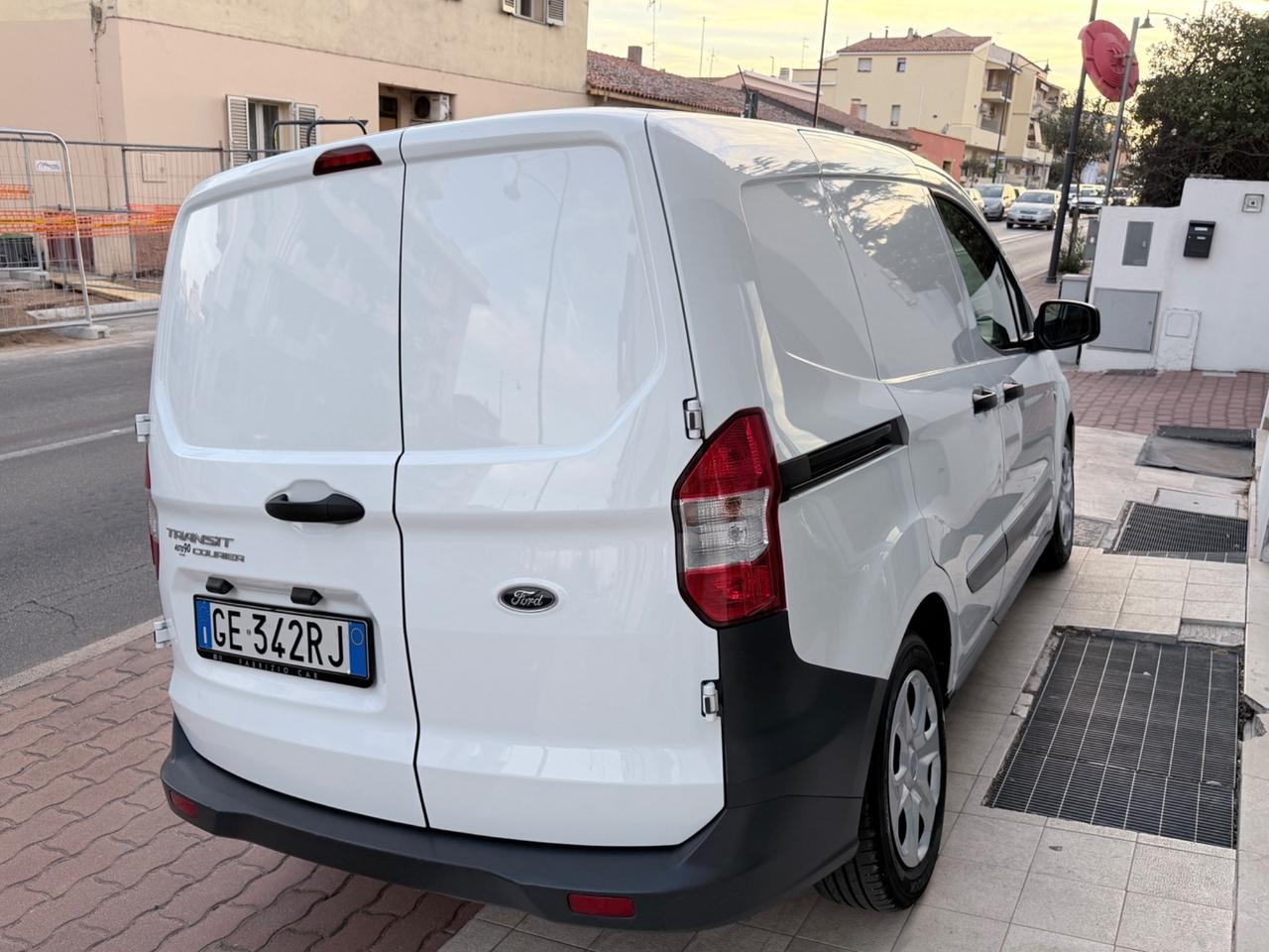 Ford Transit Courier 1.5 TDCi 100CV Van Trend