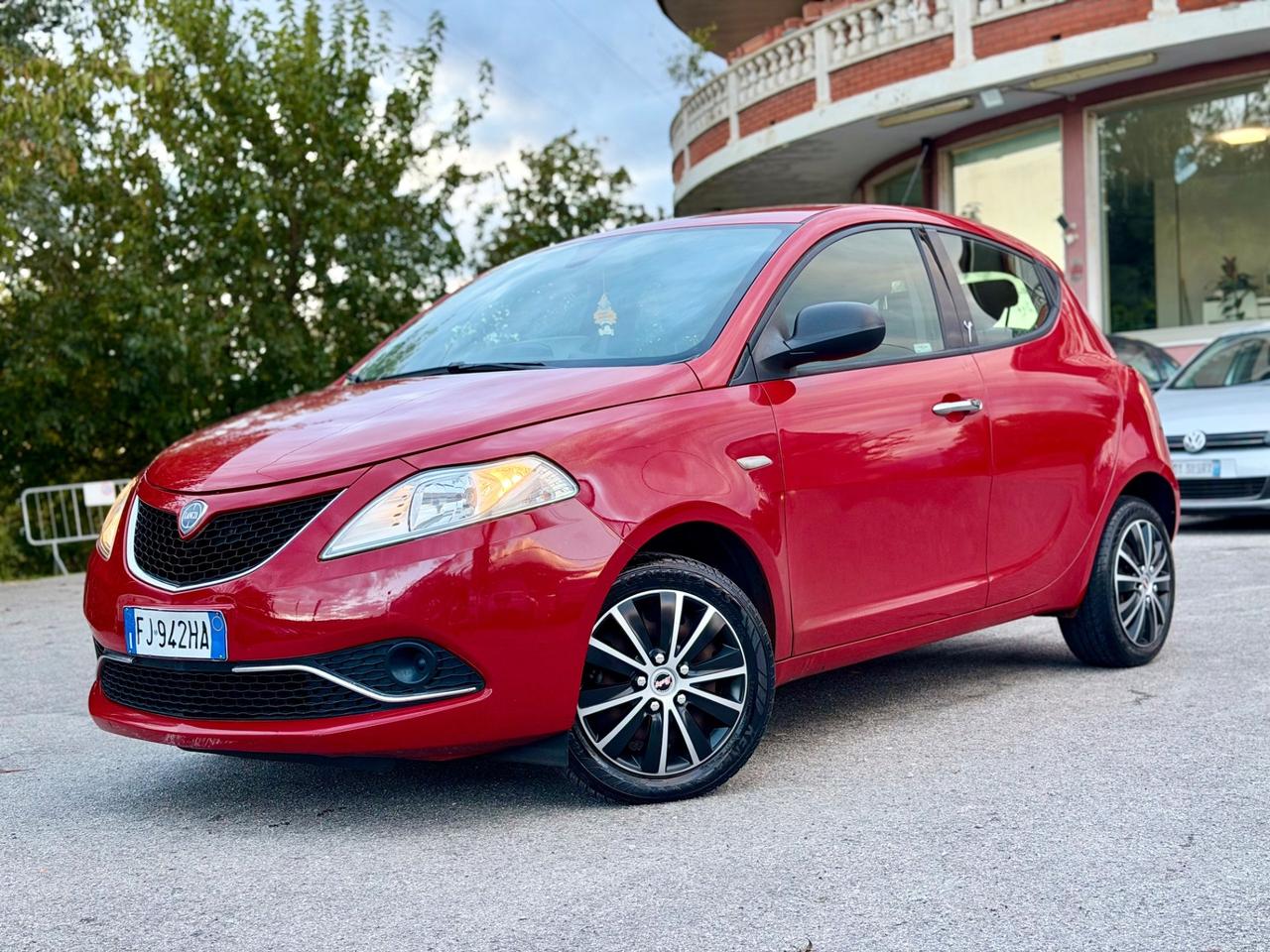 Lancia Ypsilon 2017 1,3 MJET OK NEOPATENTATI GARANZIA 12 mesi ! ! !