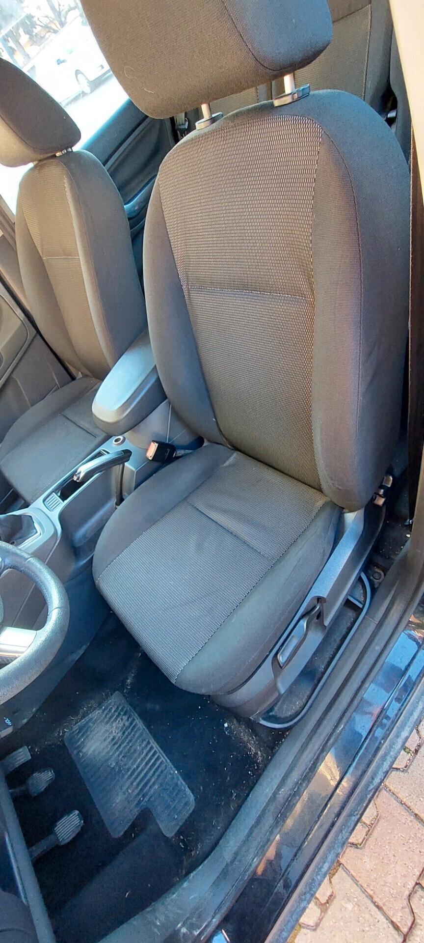 C-MAX 1,6 DIESEL 110 CV GOMME NUOVE SENSORI FARI A LED MOTORE PERFETTO REVISIONE 2027