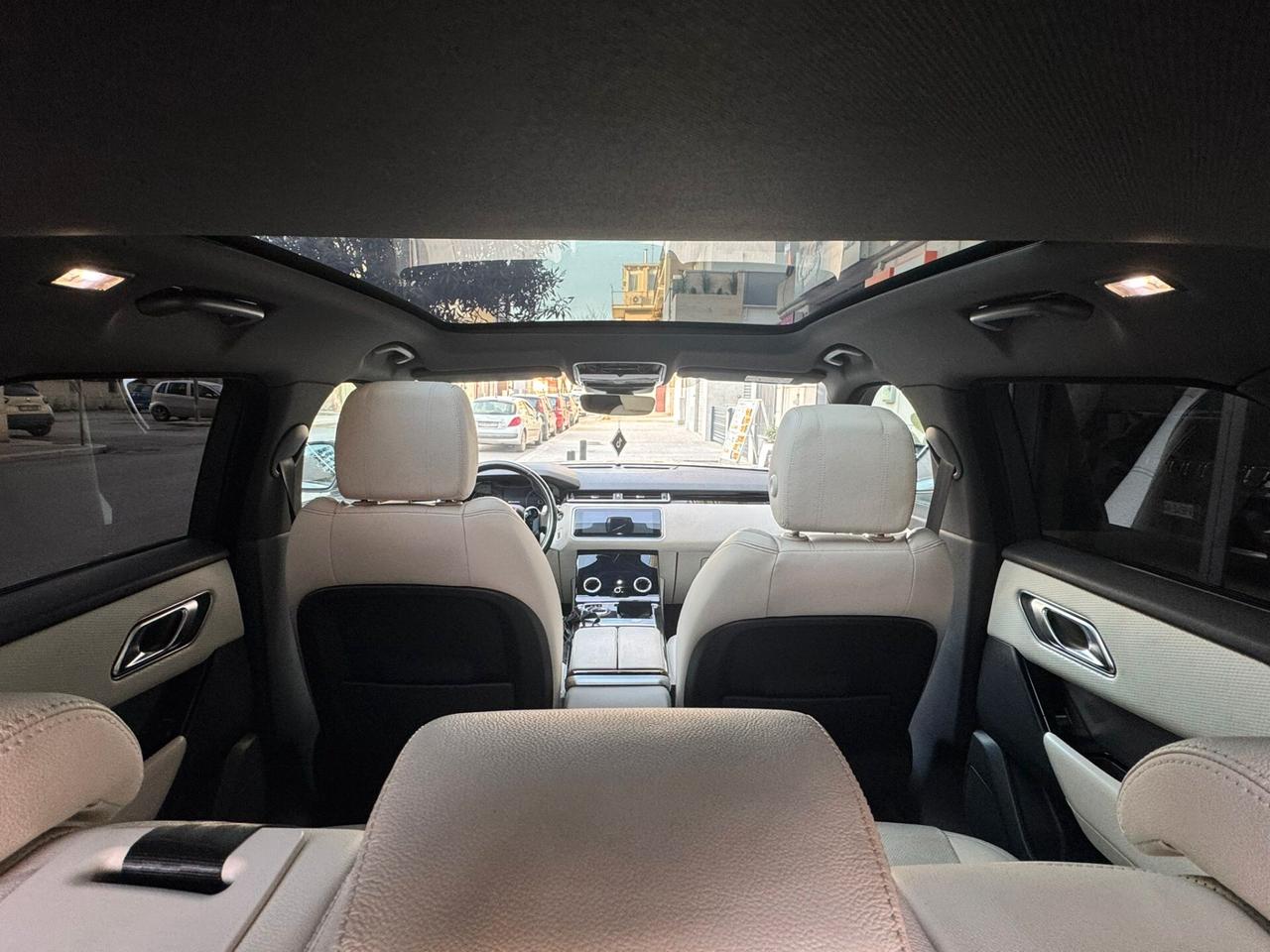 Land Rover Range Velar 2.0D I4 240 CV R-Dynamic HSE