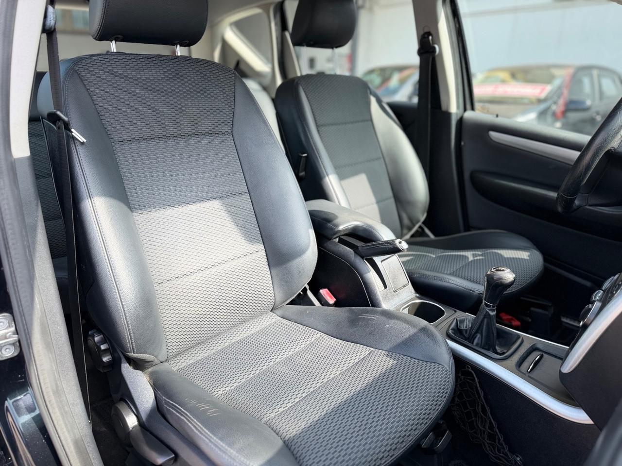 Mercedes-benz A 160 CDI BlueEFFICIENCY Avantgarde