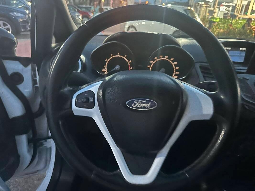 Ford Fiesta 1.0 Titanium 80cv 5p E6