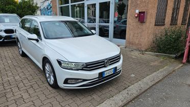 Volkswagen Passat Variant 2.0 tdi 150 CV EVO DSG NAVY-CRUISE ADATT-CAR PLAY