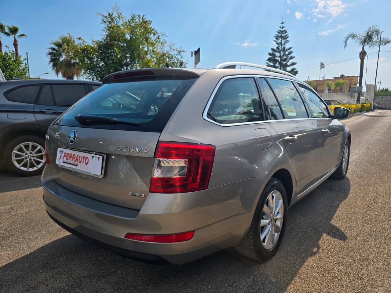 Skoda Octavia 1.4 TSI Executive G-Tec 110CV
