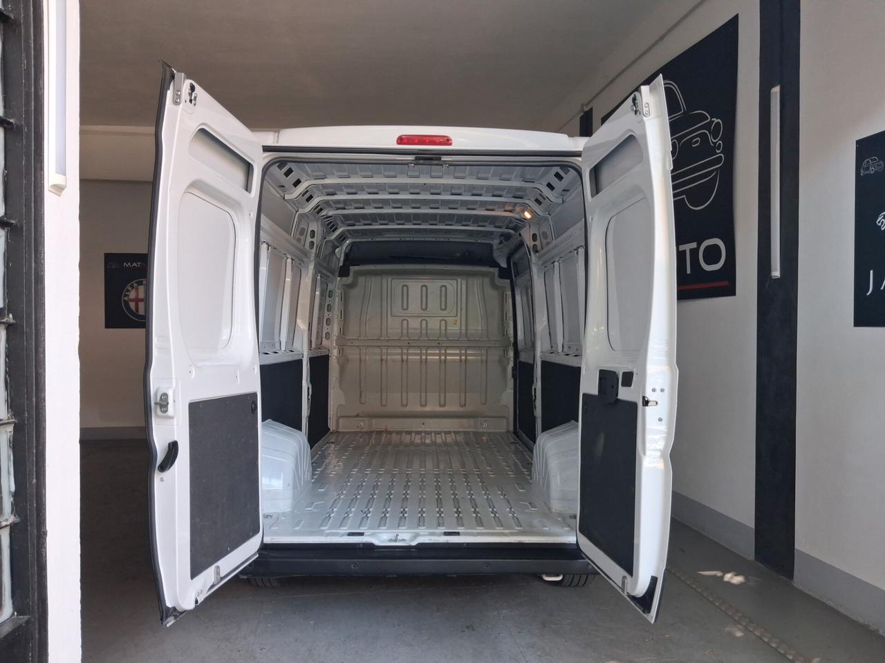Peugeot Boxer 335 2.2 BlueHDi 165 S&S PLM-TM Furgone
