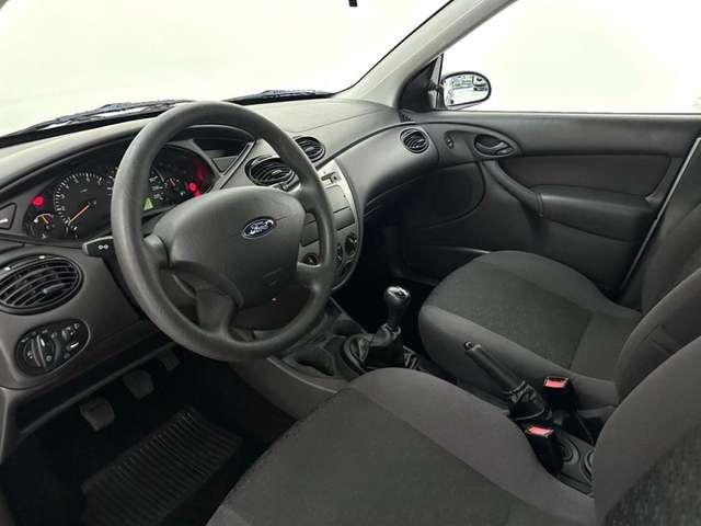 Ford Focus 1.6i 16V cat 5p. Ghia