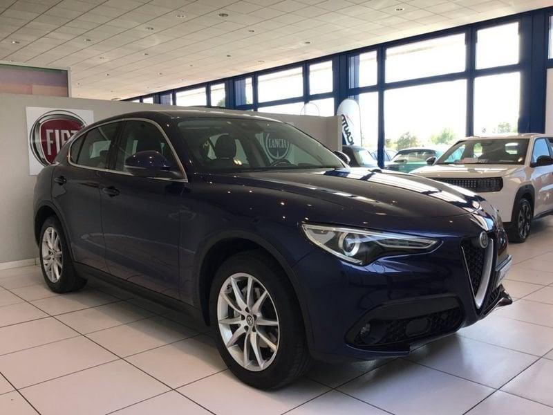 Alfa Romeo Stelvio 2.2 T-Diesel 210 CV AT8 Q4 Executive GANCIO TRAINO