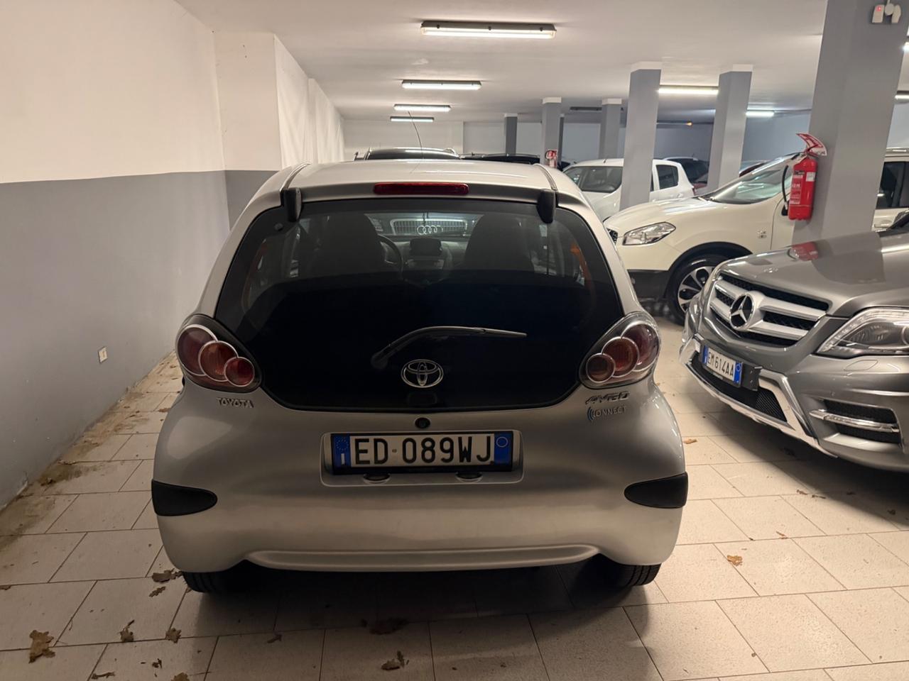 Toyota Aygo 1.0 12V VVT-i 5 porte Now Connect
