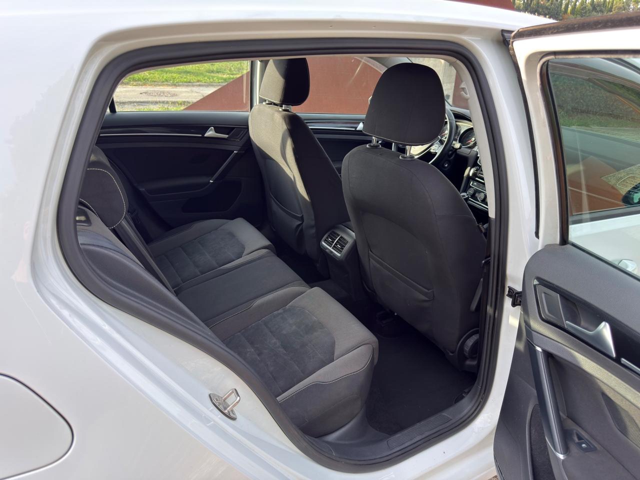 Volkswagen Golf Business 1.6 BlueTDI 110 CV DSG 5p. Comfortline