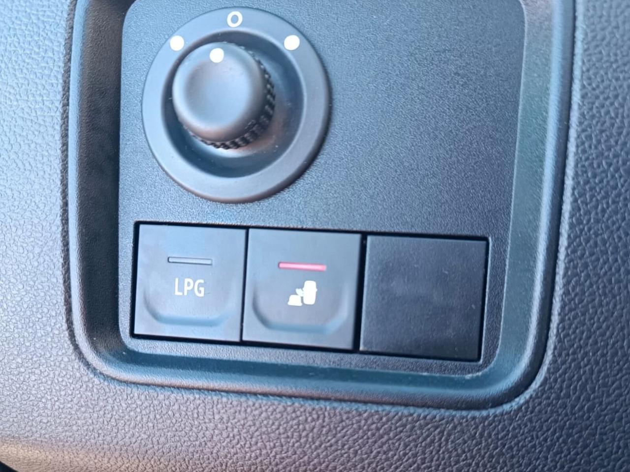 Dacia Duster 1.0 TCe 100 CV ECO-G 4x2 Prestige