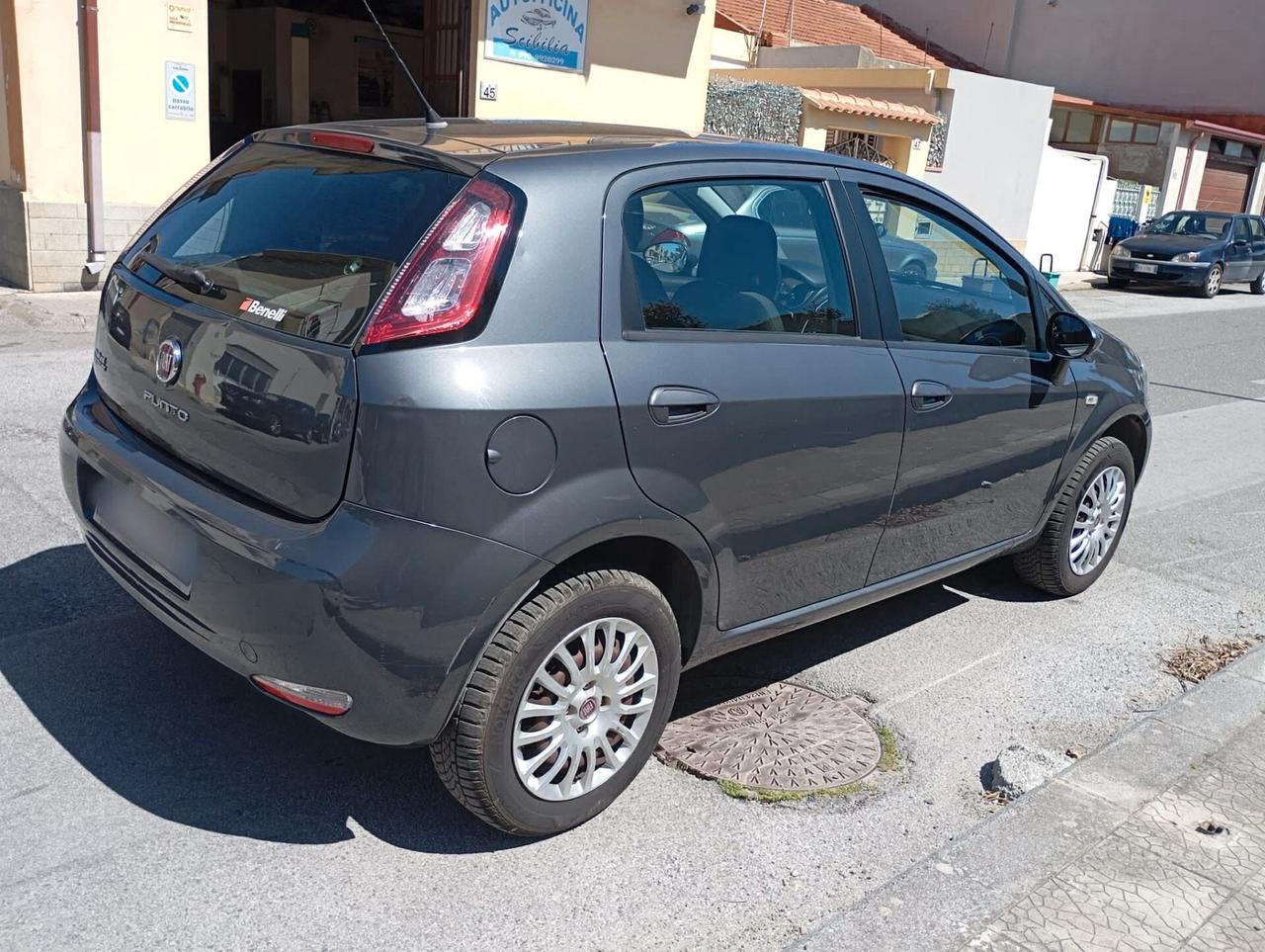 Fiat Punto 1.4 8V 5 porte Natural Power Street