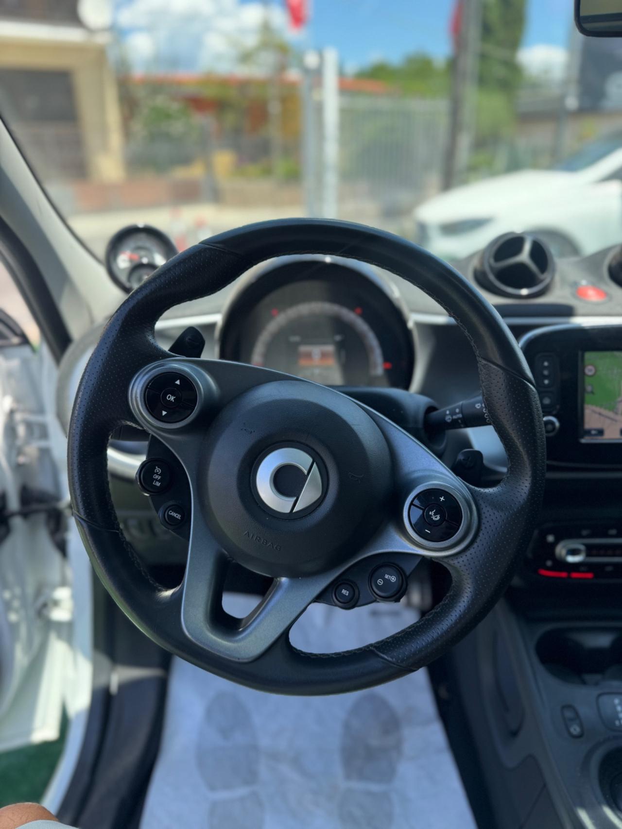 Smart ForFour 90 0.9 Turbo twinamic BRABUS style FULL