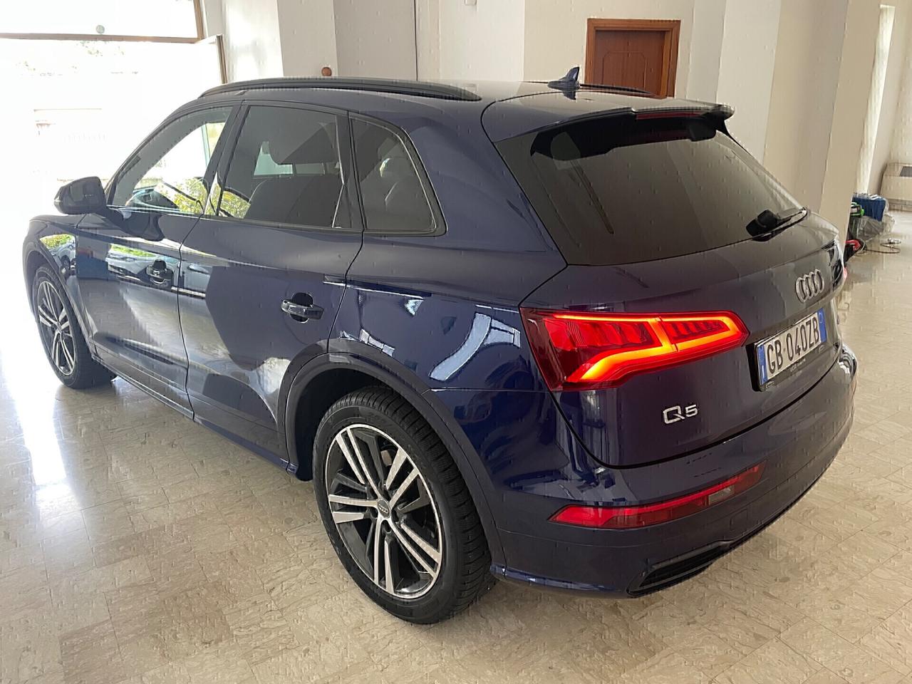 AUDI Q5 2.0 TDI QUATTRO S TRONIC S LINE “UNICA”