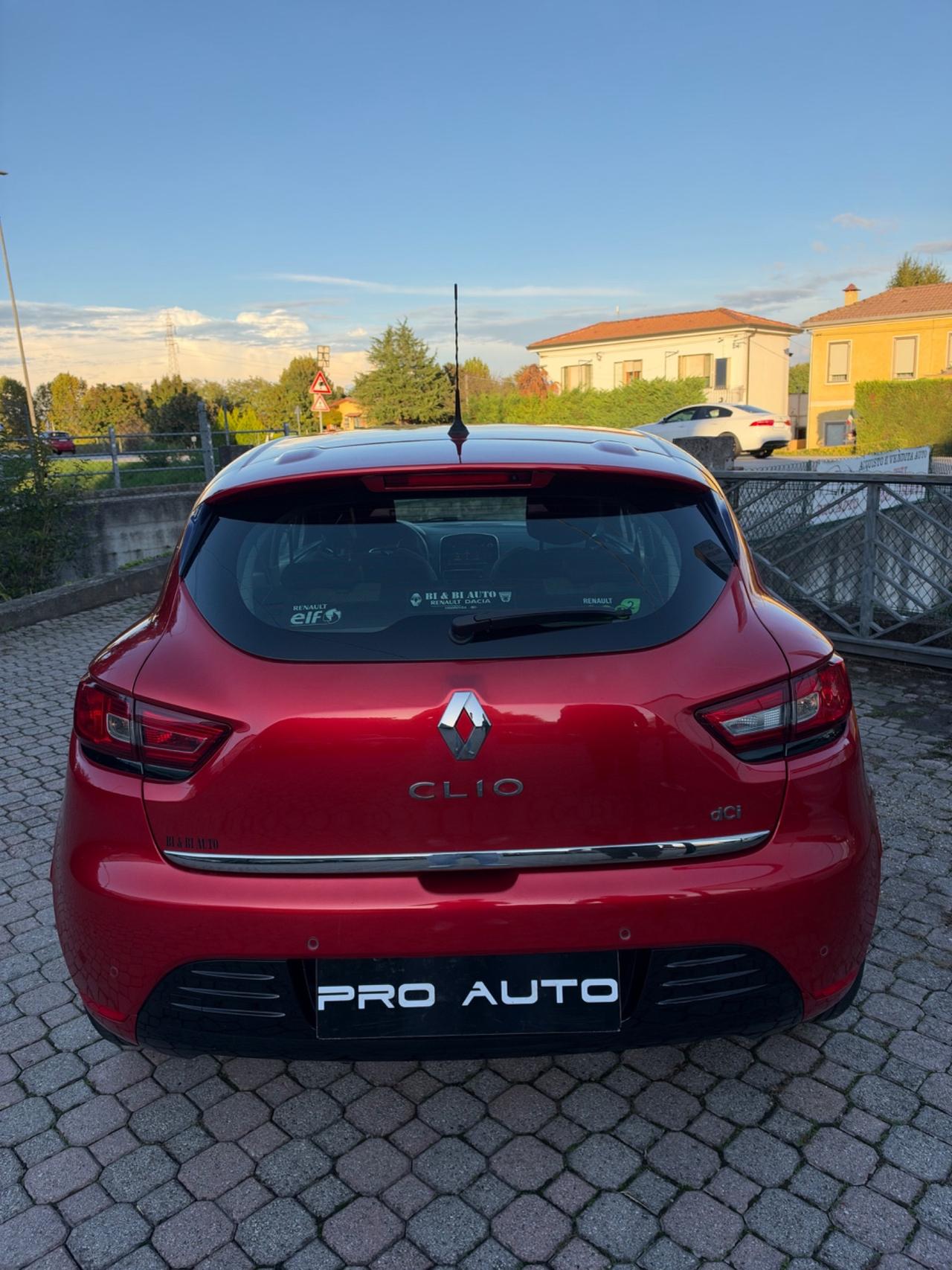 Renault Clio dCi 8V 75 CV Start&Stop 5 porte Energy Intens