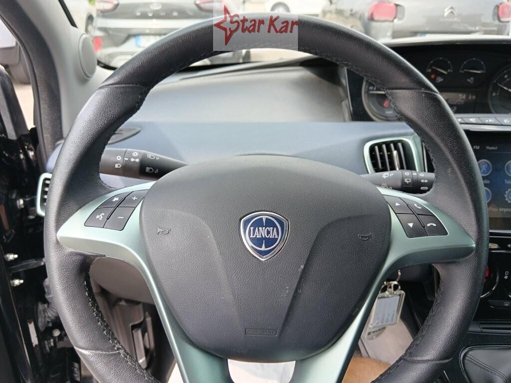 Lancia Ypsilon 1.0 FireFly 5 porte S&S Hybrid Plat