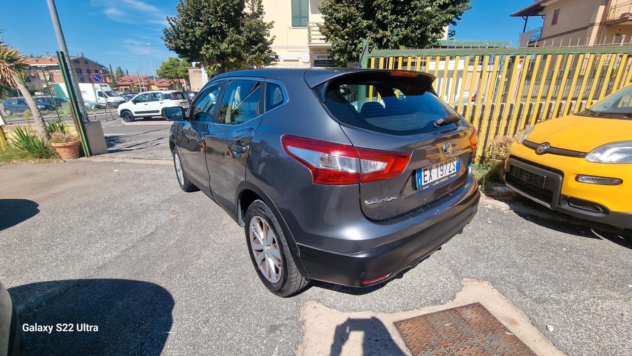Nissan Qashqai 1.5 dCi Visia