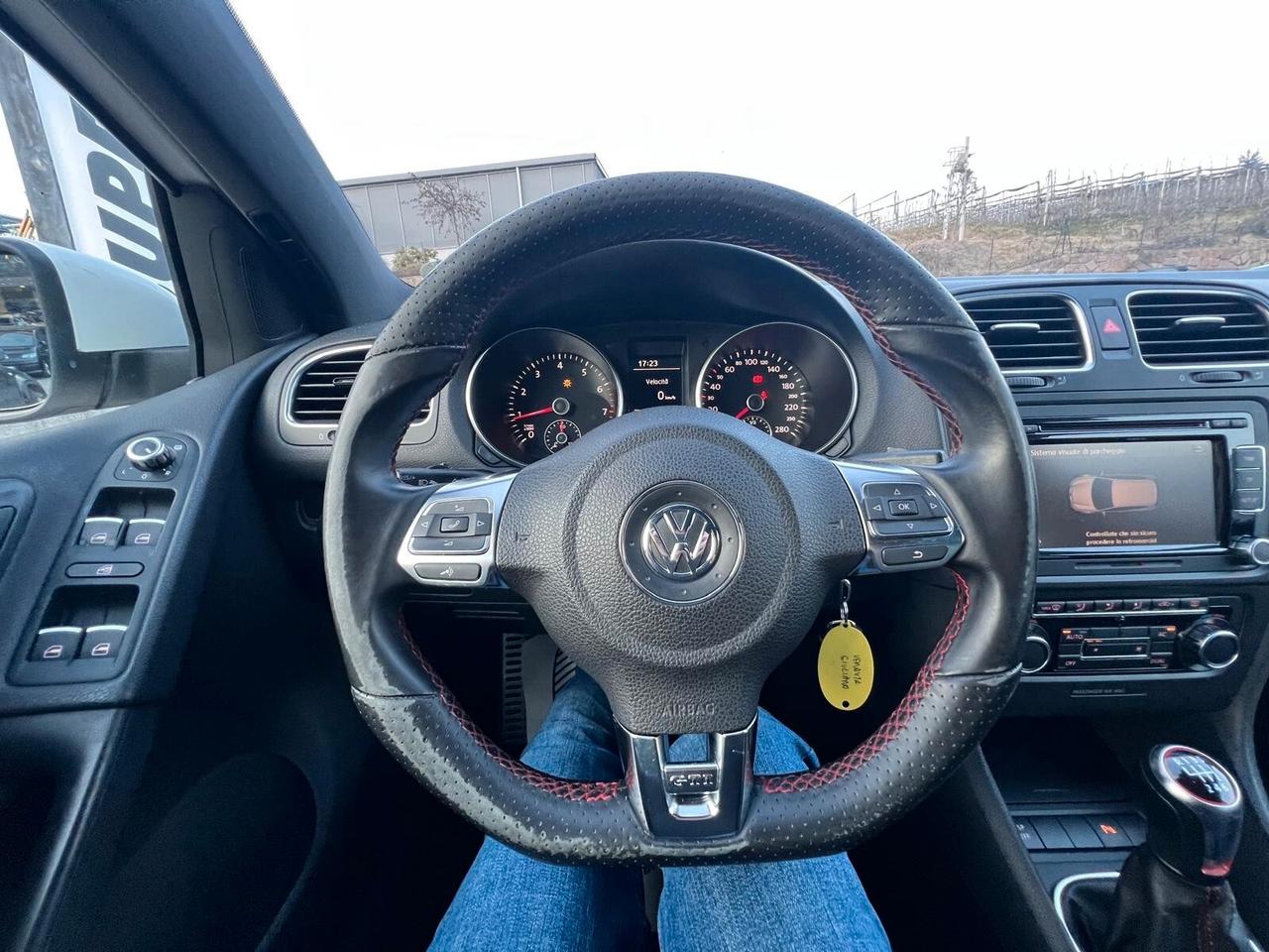 Volkswagen Golf GTI 2.0 TSI 5p.