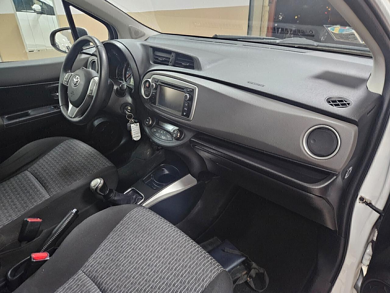 Toyota Yaris 1.0 5 porte Lounge