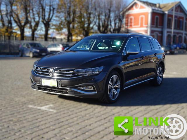 VOLKSWAGEN Passat Alltrack 2.0 BiTDI 4Motion DSG 240CV Garantita