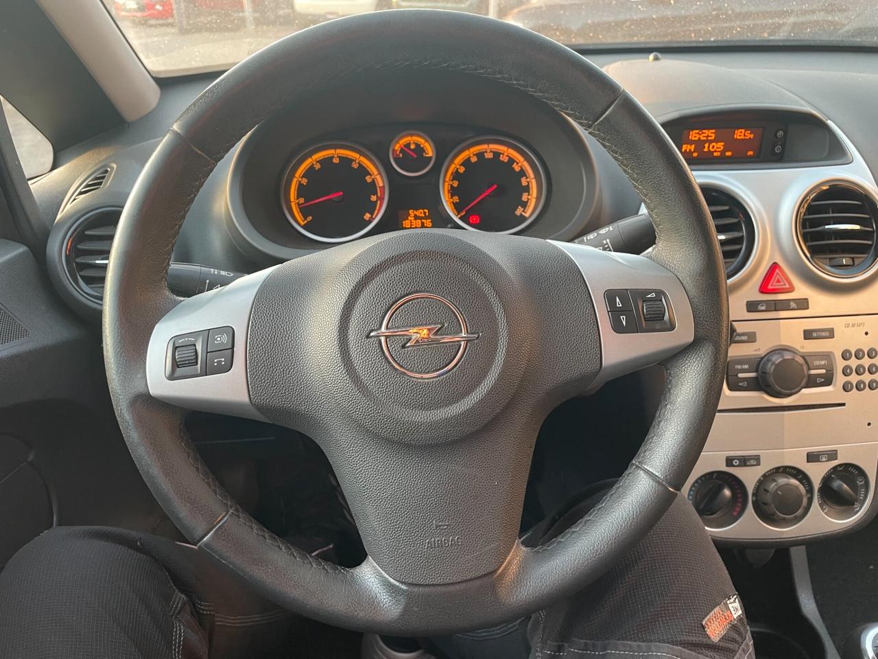 Opel Corsa 1.2 85CV 5 porte GPL