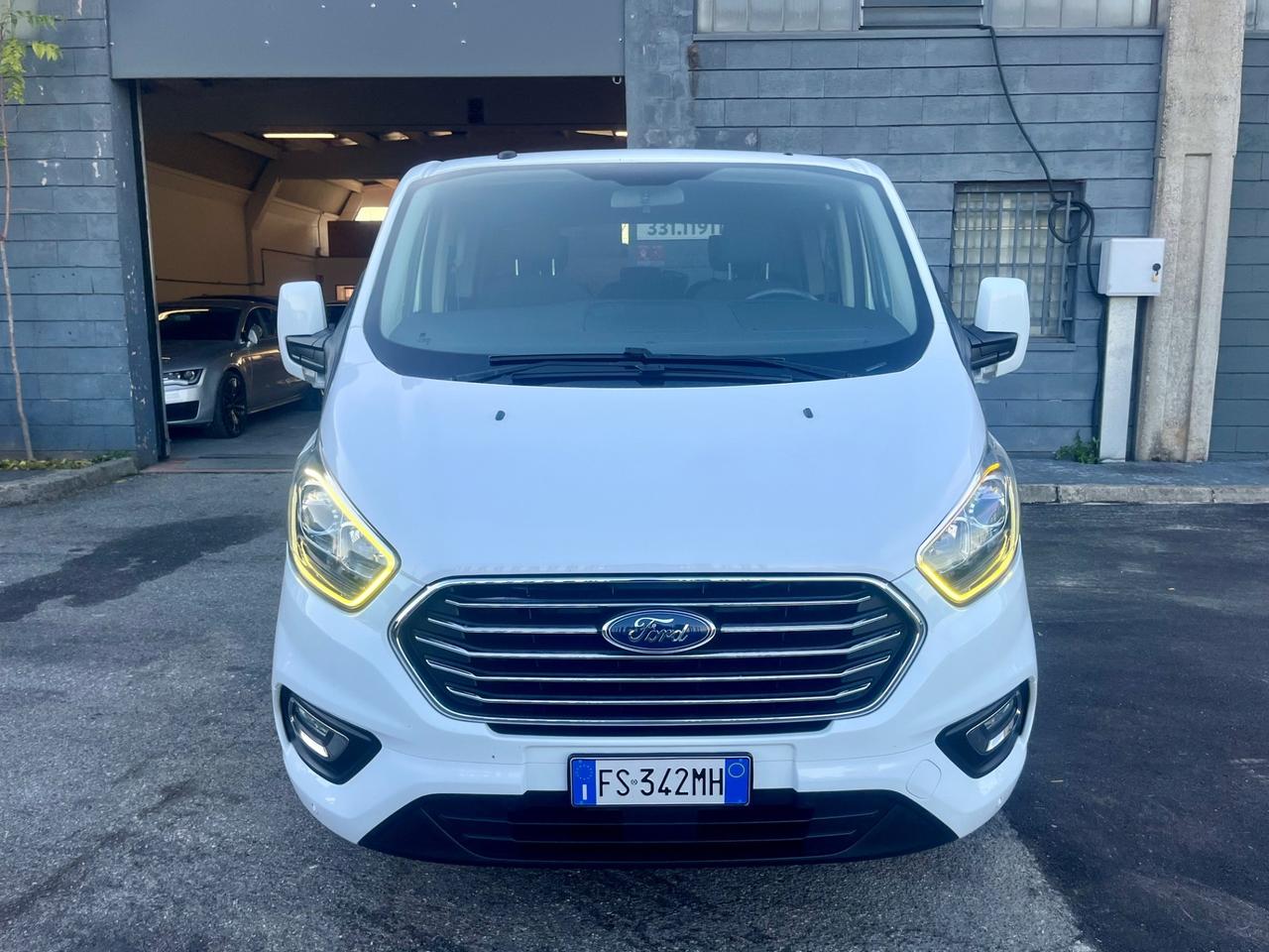 Ford Tourneo Custom 8/9 POSTI 2.0 TDCi Titanium